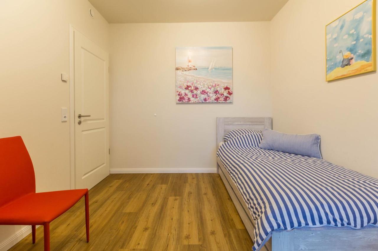 Ferienwohnung Buesumperle Rot Екстериор снимка